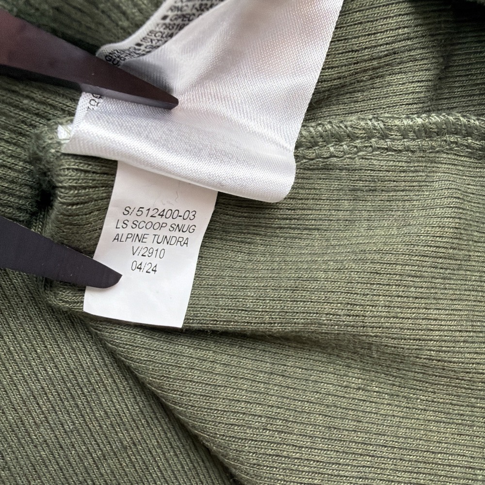 Old Navy Green‎ Ribbed Scoop Neck Long Sleeve Blouse XL Top Preppy Stretch Snug - Picture 9 of 9